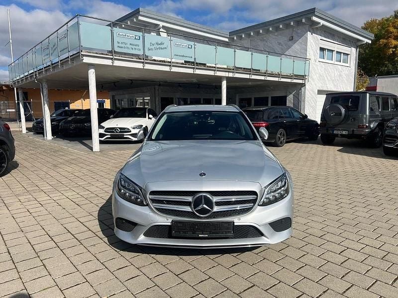 Gebraucht Mercedes C180 122 PS (89 kW) 2021 Silber Kombi