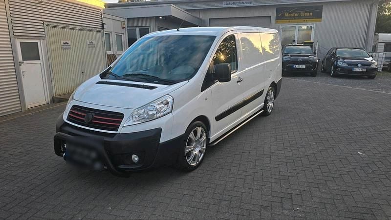 Weiß Gebraucht 2013 Fiat Scudo Van / Kleinbus | 4.500 € (Guter Preis) - Bild 1/4