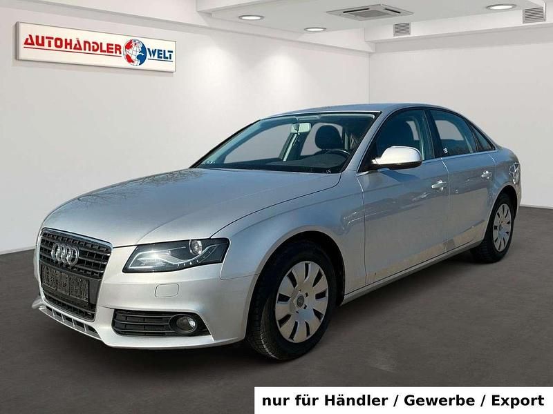 Gebraucht Audi A4 Ambiente 160 PS (117 kW) 2011 Silber Limousine