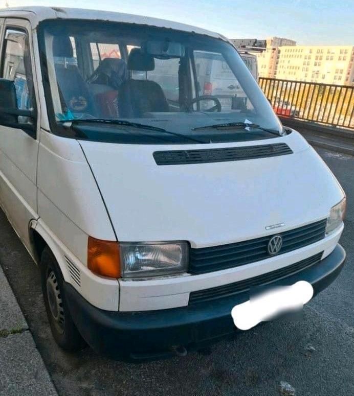 Weiß Gebraucht 2001 VW T4 Van | 2.550 € - Bild 1/4