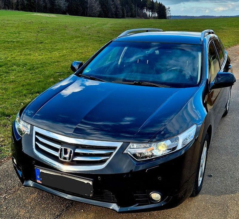 Gebraucht Honda Accord Elegance 156 PS (114 kW) 2014 Schwarz Kombi