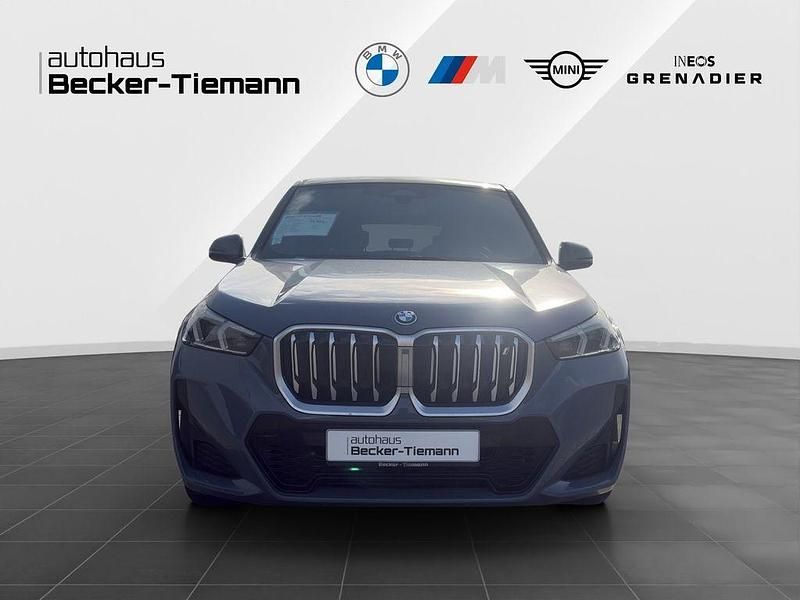 Gebraucht BMW iX1 M Sport 200 kW (272 PS) 2023 Grau SUV