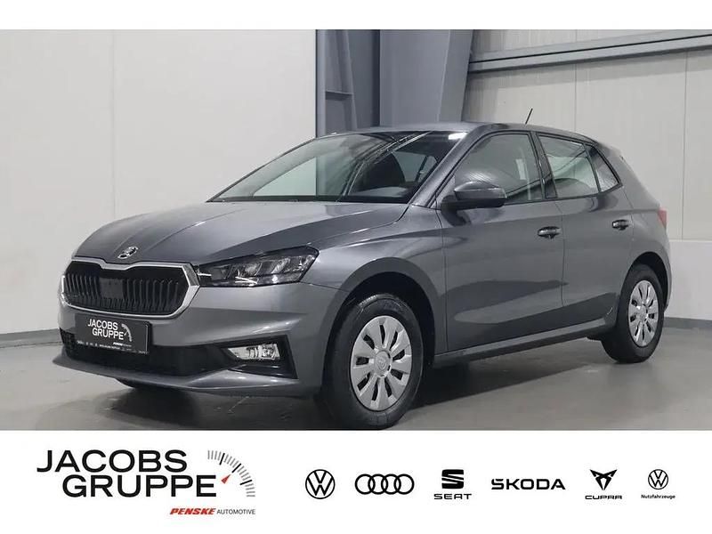 Grau Neu 2025 Skoda Fabia Essence Kleinwagen | 19.494 € (Fairer Preis) - Bild 1/4