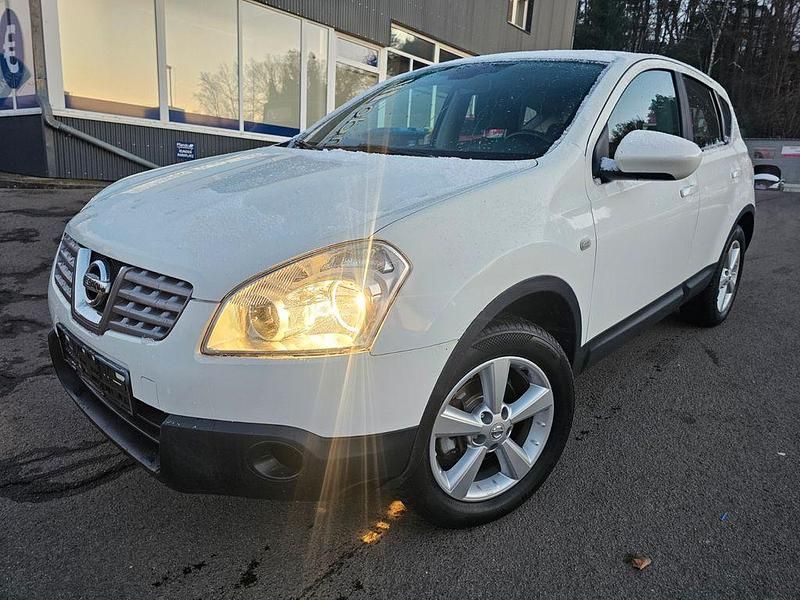 Weiß Gebraucht 2010 Nissan Qashqai SUV | 3.500 € (Guter Preis) - Bild 1/4