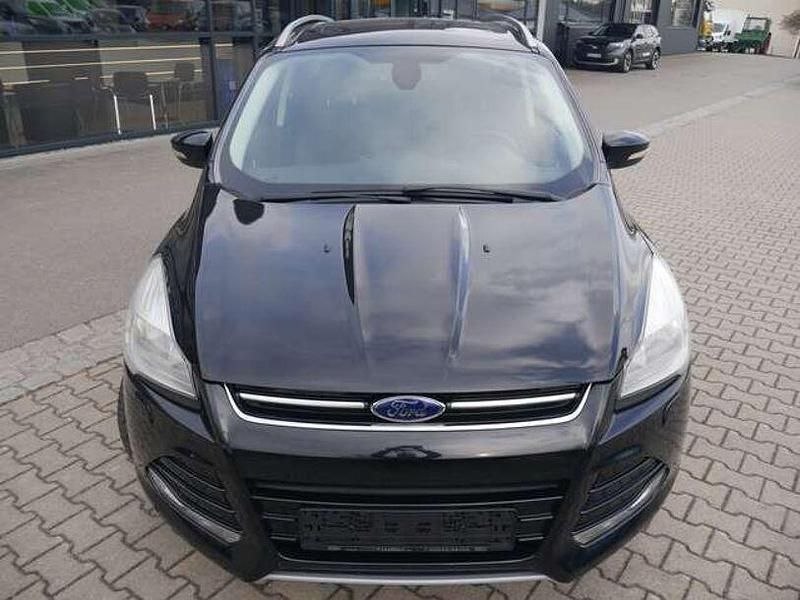Gebraucht Ford Kuga Titanium 140 PS (102 kW) 2014 Pantherschwarz metallic SUV