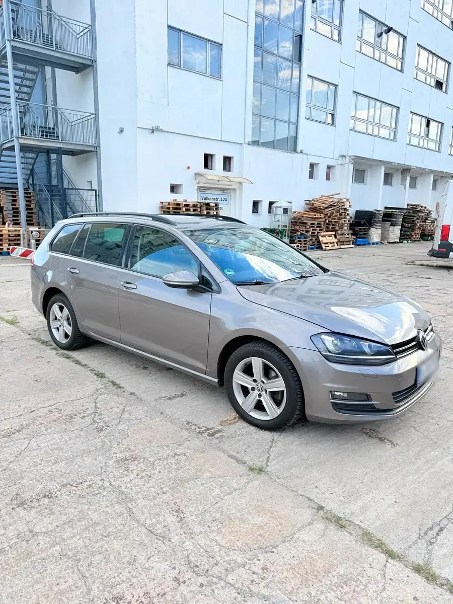 Gebraucht VW Golf VII 150 PS (110 kW) 2015 Gold Kombi