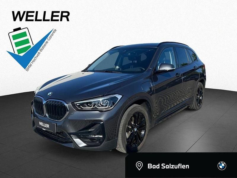 Grau Gebraucht 2021 BMW X1 Sport Line SUV | 24.400 € (Fairer Preis) - Bild 1/4