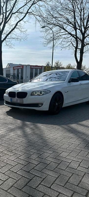 Gebraucht BMW 525 204 PS (150 kW) 2010 Weiß Limousine
