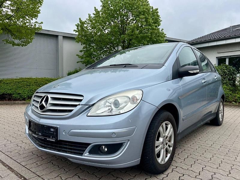 Gebraucht Mercedes B170 116 PS (85 kW) 2005 Blau Van / Kleinbus