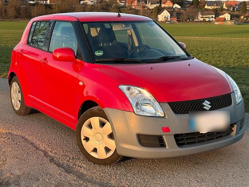 Gebraucht Suzuki Swift 92 PS (67 kW) 2009 Rot Kleinwagen
