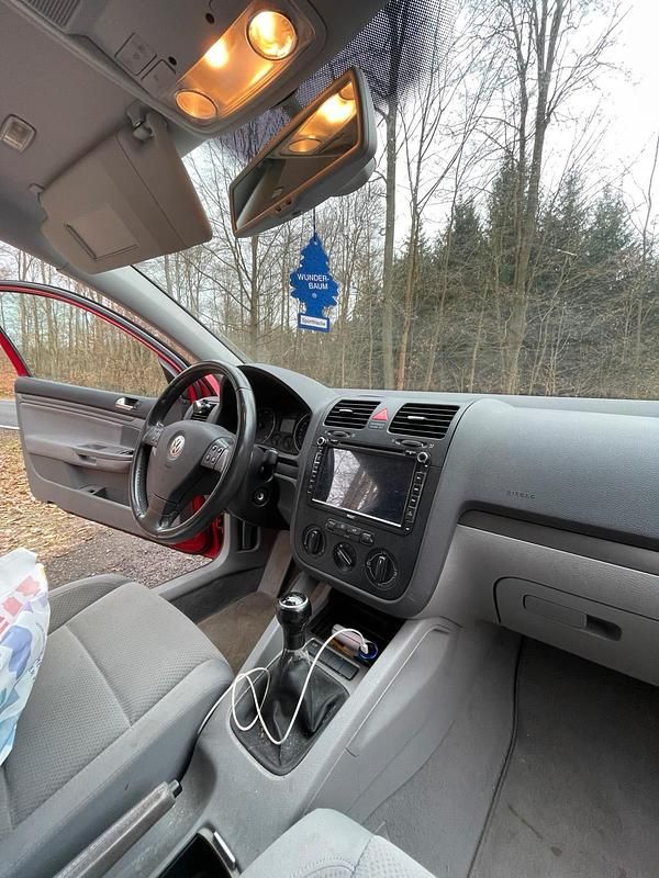 Gebraucht VW Golf IV 115 PS (84 kW) 2004 Rot Limousine