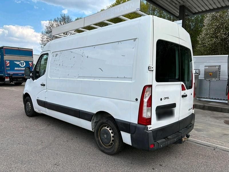 Używany Opel Movano 125 KM (91 kW) 2012 Biały Minivan