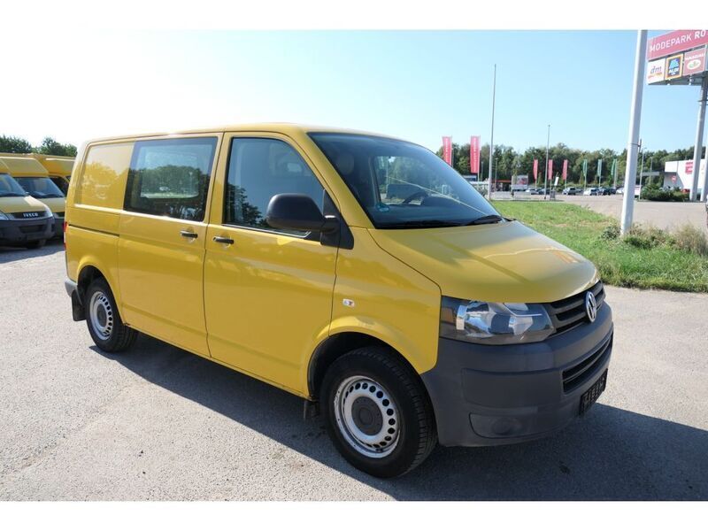 Gebraucht VW T5 84 PS (61 kW) 2011 Ginstergelb r1032 Van