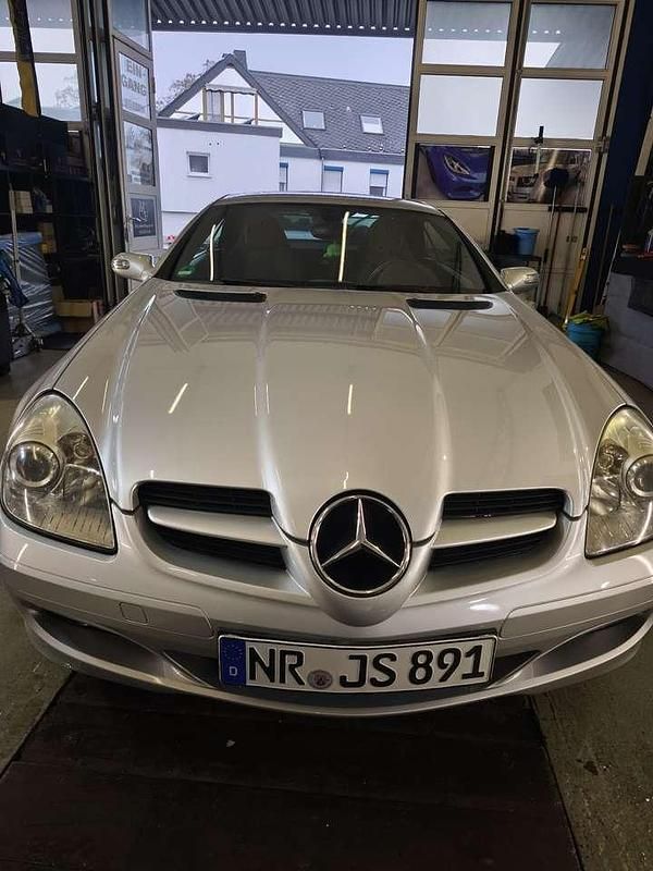Gebraucht Mercedes SLK200 163 PS (119 kW) 2007 Grau Cabrio