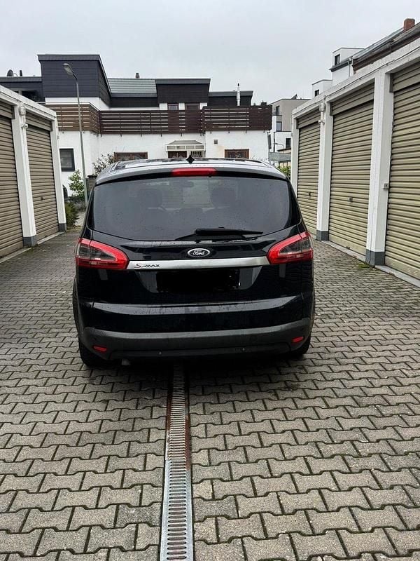 Gebraucht Ford S-MAX Titanium S 165 PS (121 kW) 2011 Schwarz Van / Kleinbus