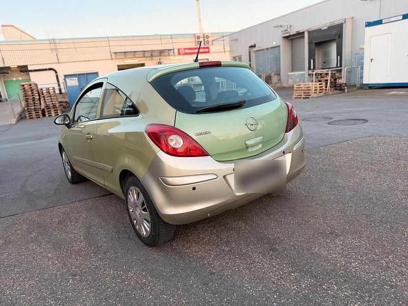 Gebraucht Opel Corsa 80 PS (58 kW) 2007 Grün Kleinwagen