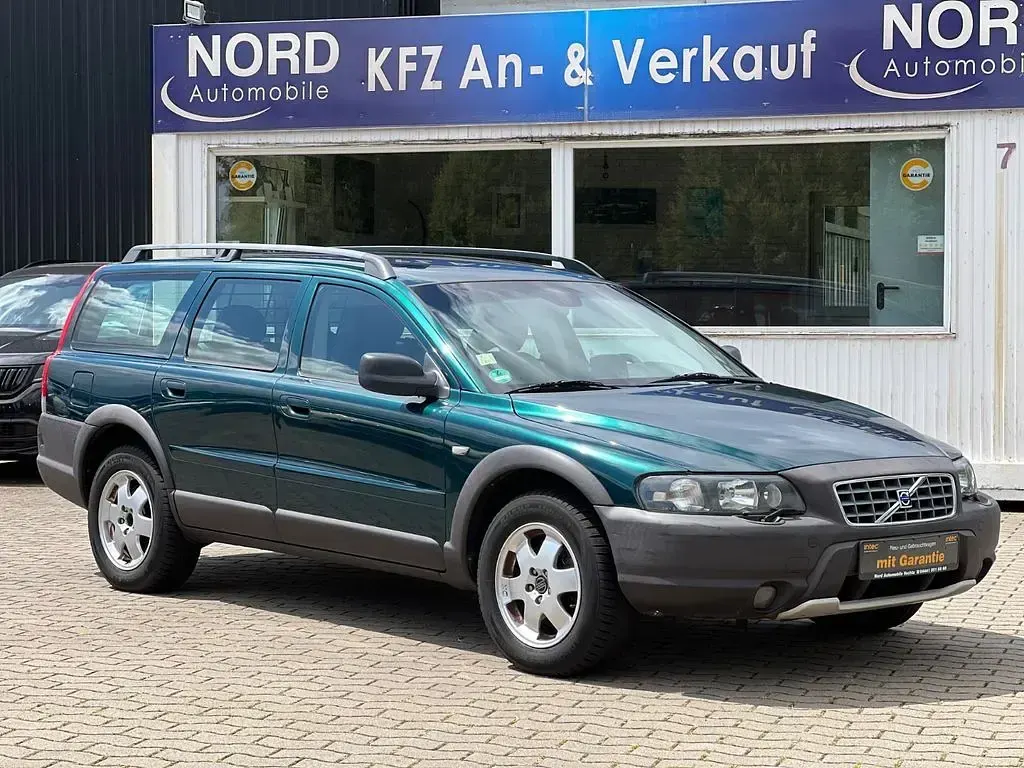 Gebraucht Volvo XC70 163 PS (119 kW) 2003 Grün Kombi