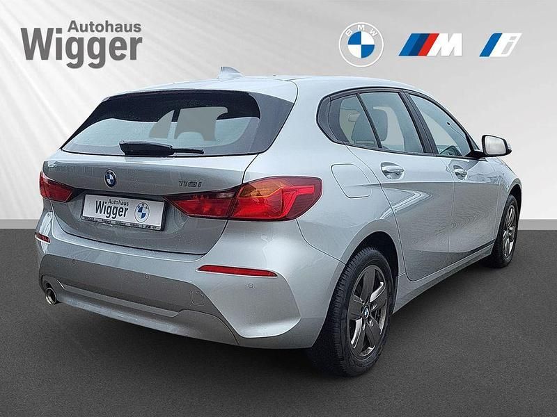 Gebraucht BMW 118 140 PS (102 kW) 2020 Glaciersilber metallic Kleinwagen