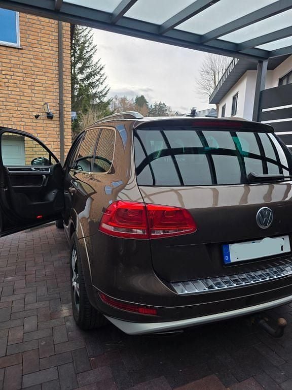 Gebraucht VW Touareg 340 PS (250 kW) 2011 Braun SUV