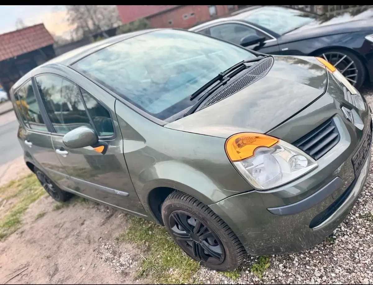 Usata Renault Modus 75 CV (55 kW) 2005 Grigio Monovolume