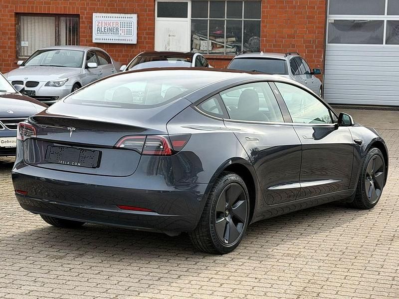 Gebraucht Tesla Model 3 RWD 208 kW (283 PS) 2022 Grau Limousine