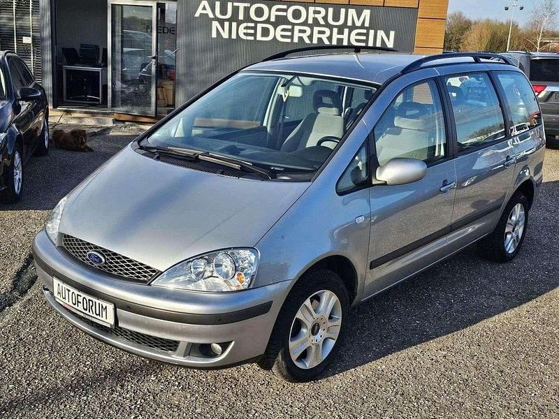 Gebraucht Ford Galaxy Ghia 140 PS (102 kW) 2003 Cosmicsilber metallic Van / Kleinbus