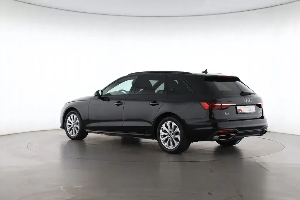 Gebraucht Audi A4 Advanced 265 PS (194 kW) 2021 Mythosschwarz Kombi