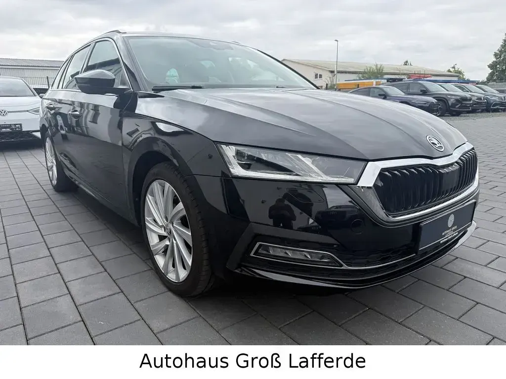 Gebraucht Skoda Octavia Style 190 PS (139 kW) 2022 Schwarz Kombi
