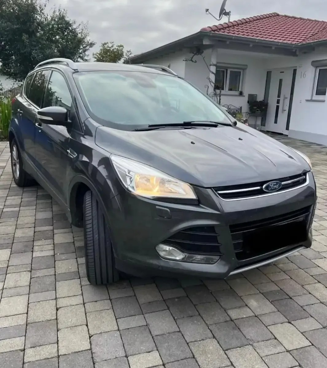 Gebraucht Ford Kuga SYNC Edition 179 PS (131 kW) 2016 SUV