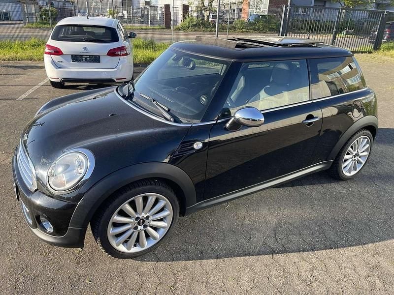 Usata Mini Cooper D 111 CV (81 kW) 2011 Nero Utilitaria