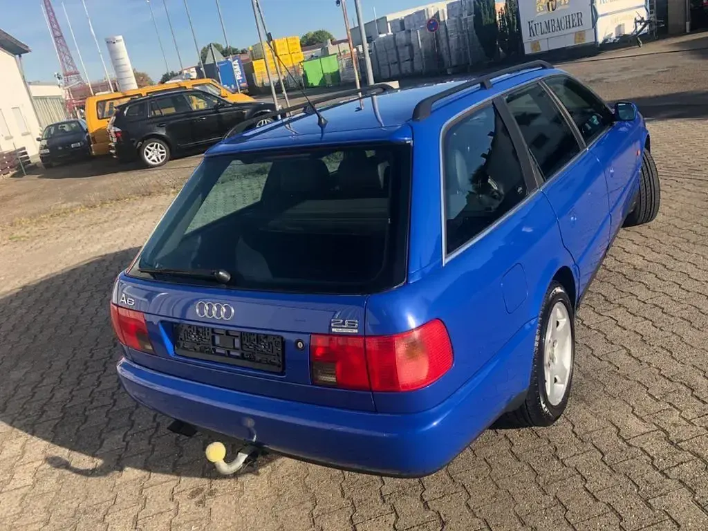 Gebraucht Audi A6 Sport 150 PS (110 kW) 1997 Blau Kombi