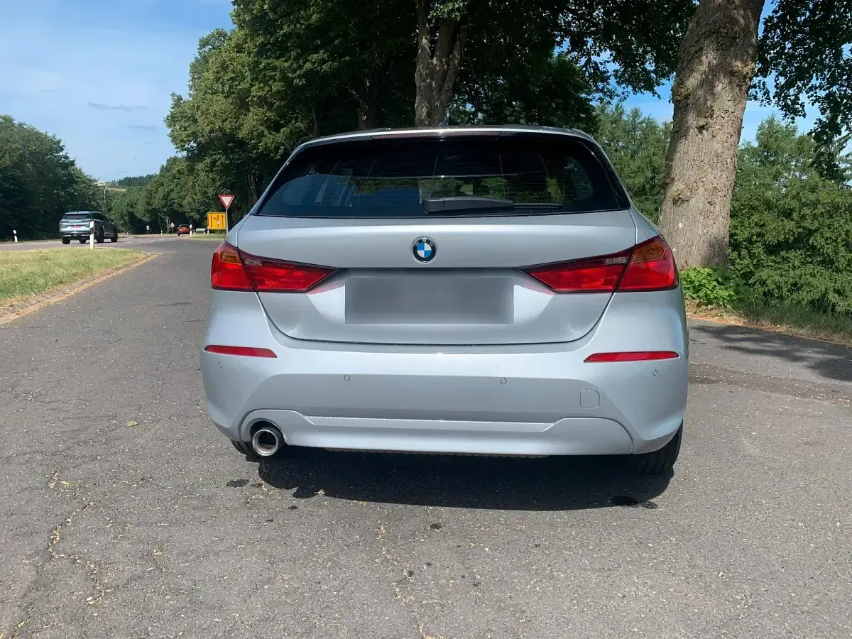 Gebraucht BMW 118 Shadowline 140 PS (102 kW) 2020 Silber Limousine