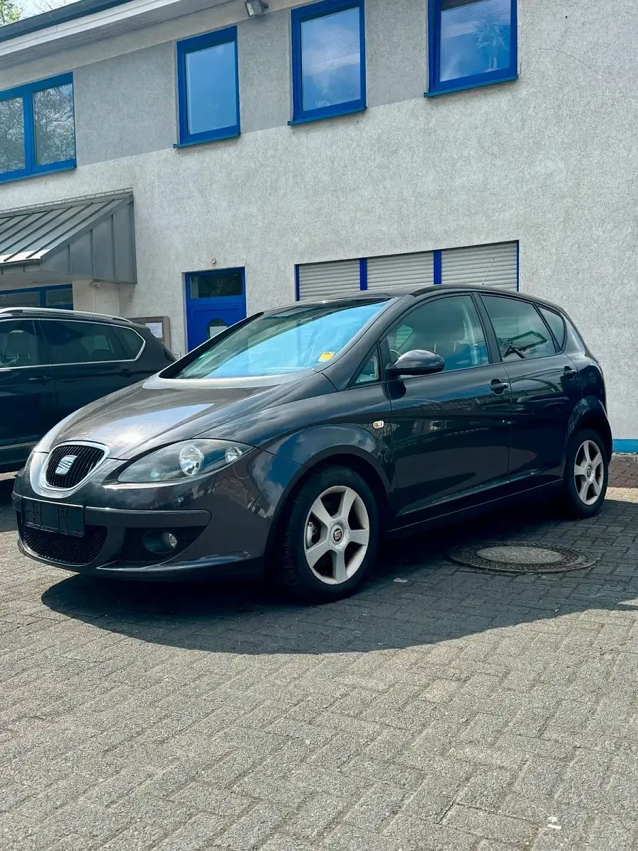 Gebraucht Seat Altea 140 PS (102 kW) 2004 Grau Van / Kleinbus