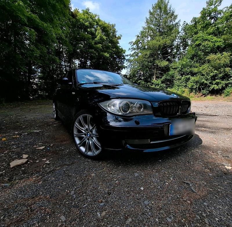 Schwarz Gebraucht 2008 BMW 120 Kleinwagen | 4.800 € (Etwas zu teuer) - Bild 1/4