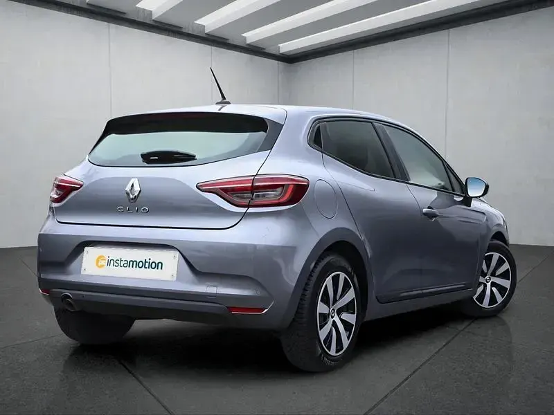 Gebraucht Renault Clio 101 PS (74 kW) 2023 Grau Kleinwagen