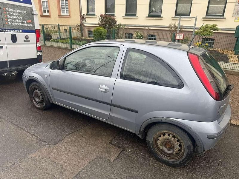 Gebraucht Opel Corsa Enjoy 60 PS (44 kW) 2004 Grau Kleinwagen