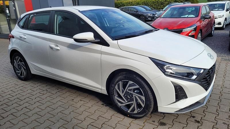 Neu Hyundai i20 90 PS (66 kW) 2026 Metallic Kleinwagen