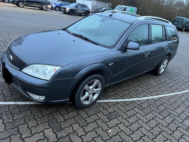 Gebraucht Ford Mondeo 120 PS (88 kW) 2005 Grün Kombi
