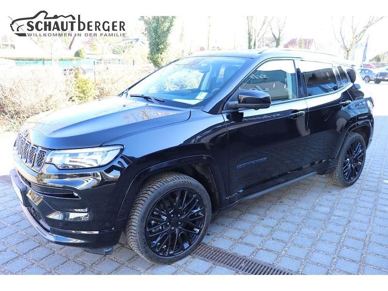 Gebraucht Jeep Compass 241 PS (177 kW) 2022 Schwarz SUV