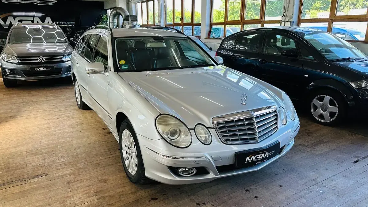 Gebraucht Mercedes E350 272 PS (200 kW) 2007 Silber Kombi