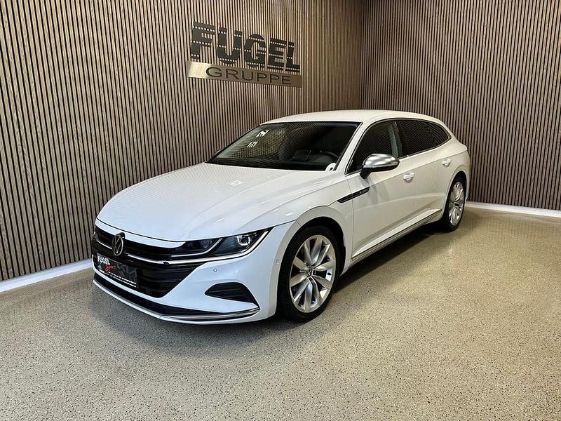 Gebraucht VW Arteon Elegance 150 PS (110 kW) 2020 Pure white Kombi
