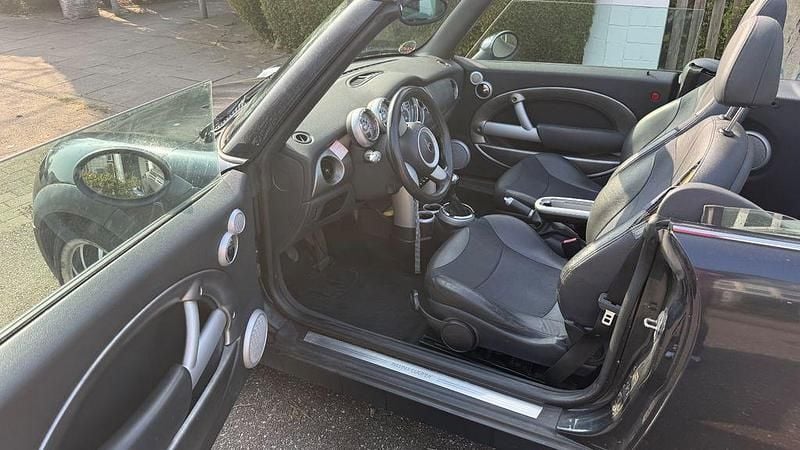 Gebraucht Mini Cooper Cabriolet 116 PS (85 kW) 2006 Schwarz Cabrio