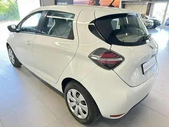 Gebraucht Renault Zoe Life 50 kW (69 PS) 2020 Weiß Kleinwagen