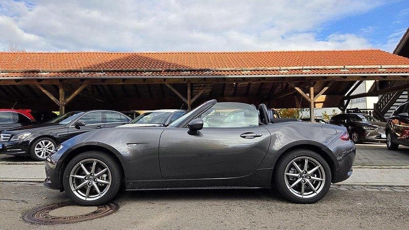 Gebraucht Mazda MX5 Exclusive-Line 132 PS (97 kW) 2025 Machine gray Cabrio