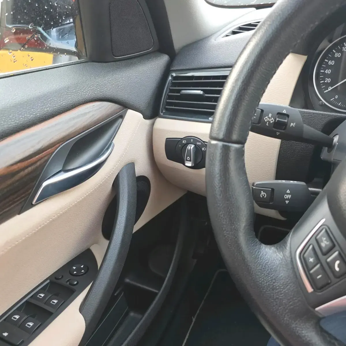 Gebraucht BMW X1 184 PS (135 kW) 2013 Orange SUV