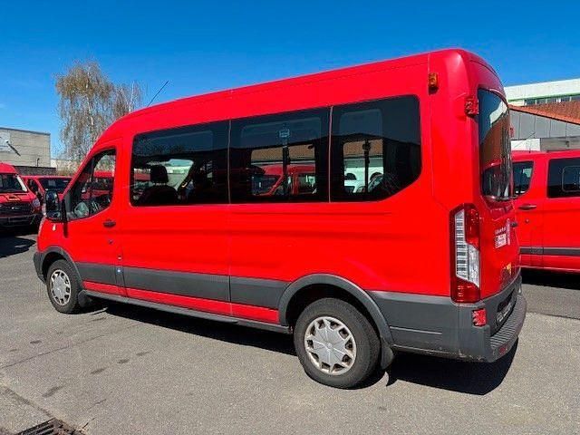 Gebraucht Ford Transit Trend 105 PS (77 kW) 2017 Rot Kombi