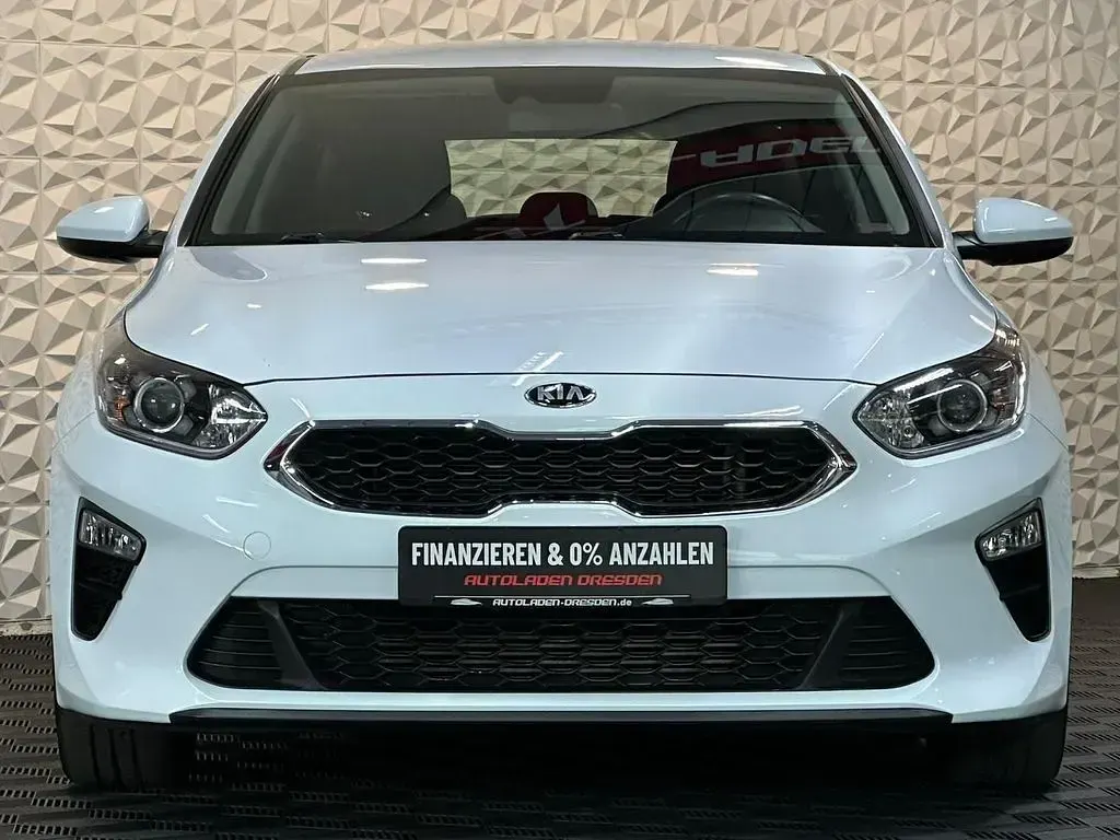Gebraucht Kia Ceed Edition 7 101 PS (74 kW) 2020 Weiß Kleinwagen