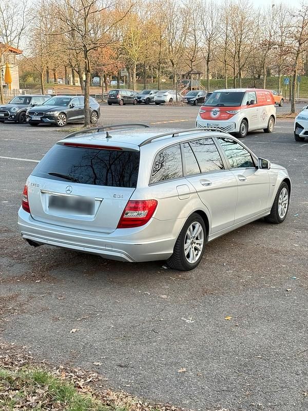 Gebraucht Mercedes C200 136 PS (100 kW) 2012 Silber Kombi