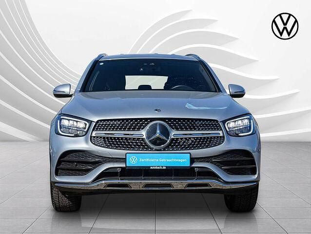 Gebraucht Mercedes GLC200 AMG line 197 PS (144 kW) 2022 Silber (hightechsilber metallic) SUV
