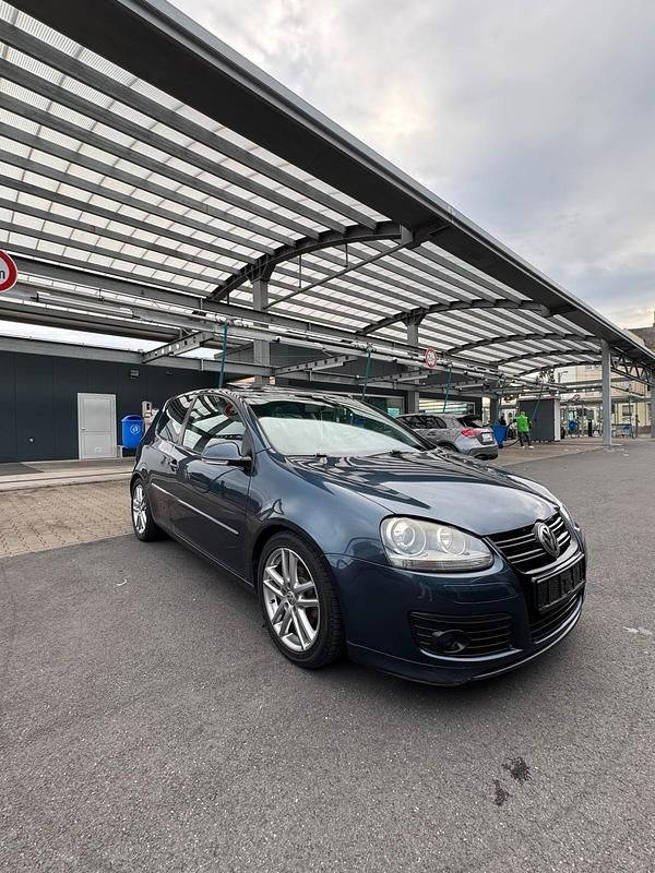 Blau Gebraucht 2006 VW Golf V GT Coupé | 2.400 € (Guter Preis) - Bild 1/4